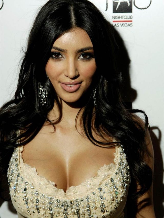 Kim Is in LOVE with Pete Davidson According to Kim Kardashian’s sister Khloé Kardashian