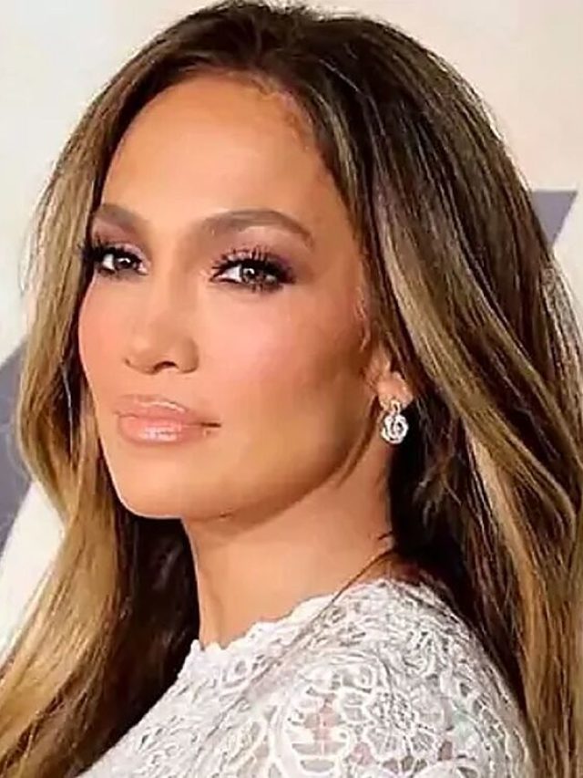 Jennifer Lopez Wears Show-Stopping Ralph Lauren Wedding Dress for Georgia Ceremony with Ben Affleck
